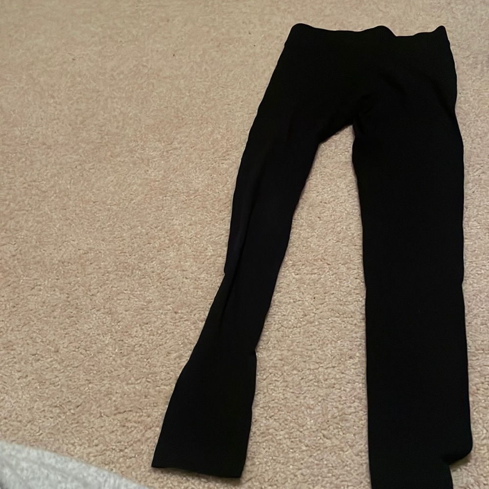 Black leggings